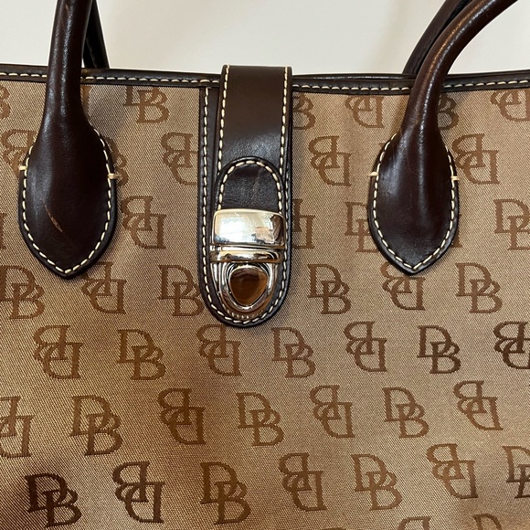 Dooney & Bourke Signature Canvas Satchel, Excellent - Picture 2 of 16